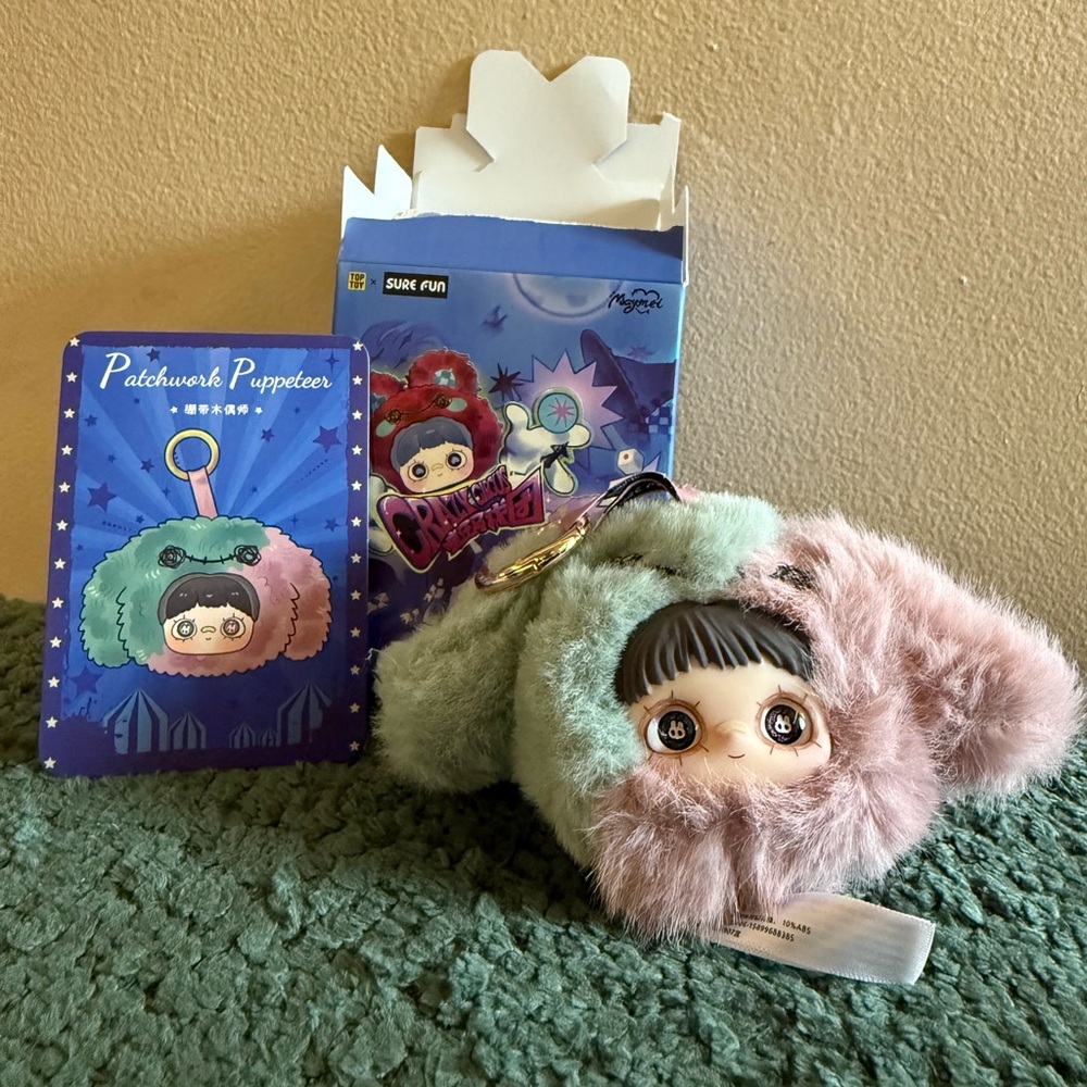 🎭✨ MayMei x TopToy – Crazy Circus “Patchwork Puppeteer” Plush Pendant